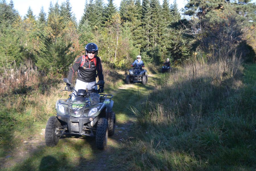 randonnee quad en auvergne