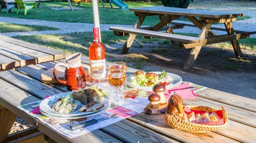 Le diner terroir avec les produits frais et locaux